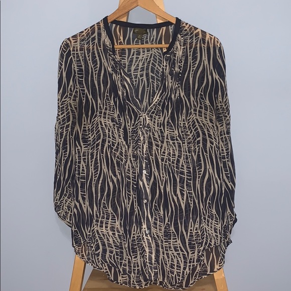 Anthropologie Tops - Anthropologie Fei Wavy print sheer top size 10
